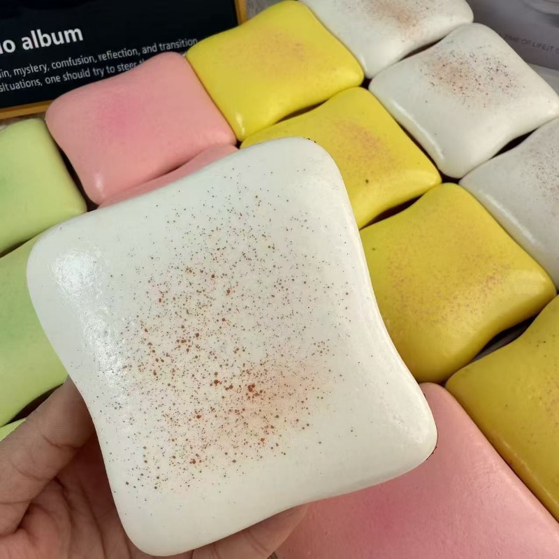 Soft Slow Rebound Cream Toast  - مراجعة Home Office Design Ideas وسعره
