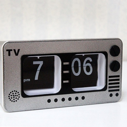 Vintage TV Flip Clock - Retro  - مراجعة Home Office Industrial Style وسعره
